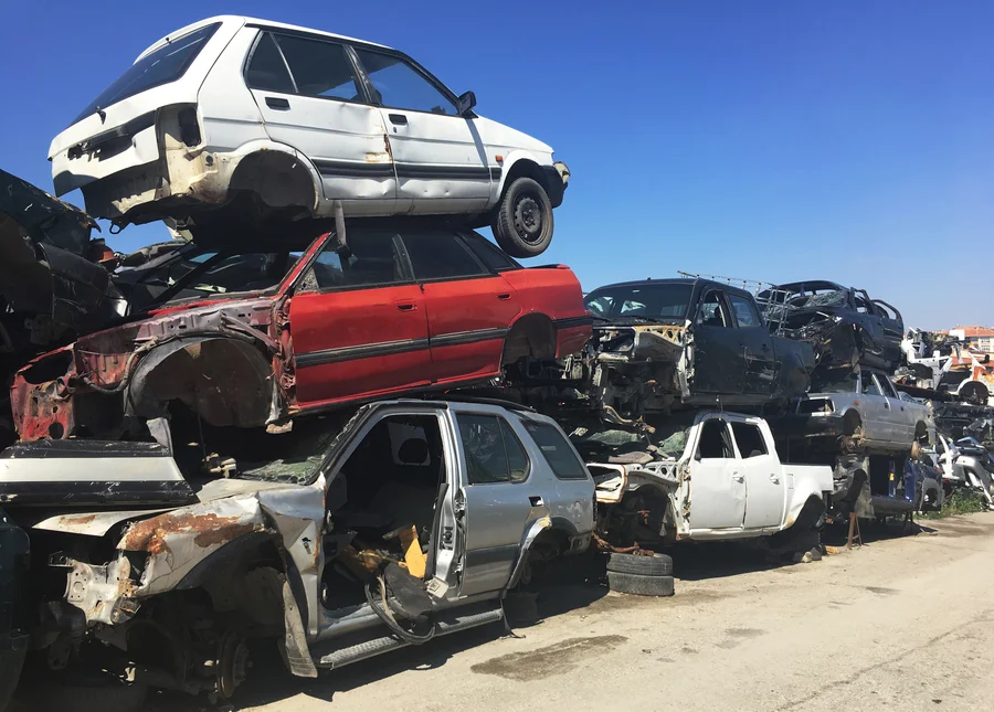 Professional Junk Car Removal Denver, CO